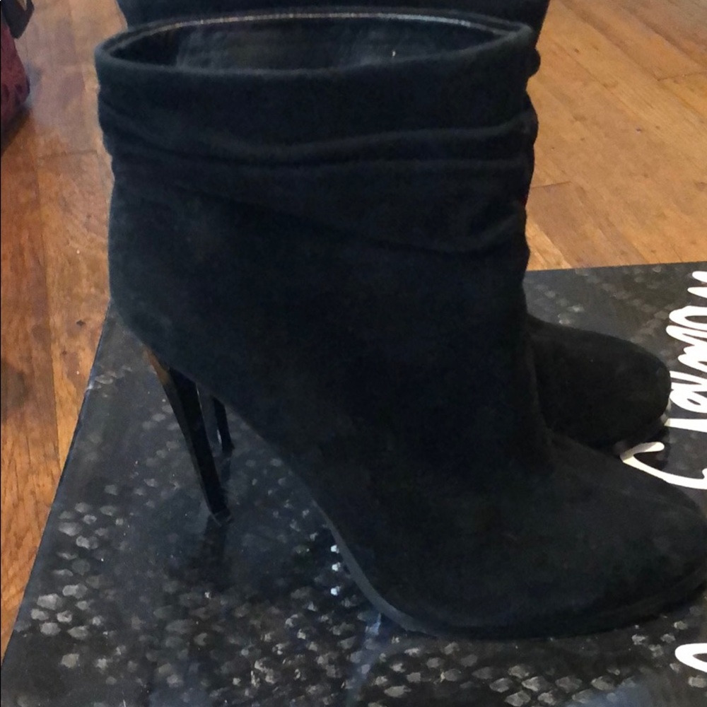 Black ankle booties. Size 6.5 from Aldo